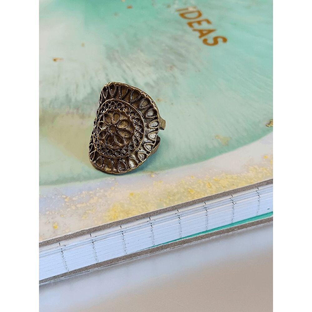 Aztec Ring - Size 4.5 - Picture 5 of 7